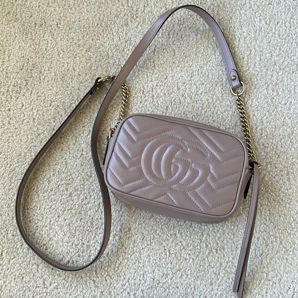 Authentic Gucci GG Marmont mini camera bag - Picture 2 of 16